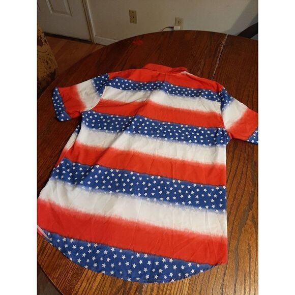 Small Cabana Crown Ivy Patriotic American Flag Stars Strips Front Button Shirt - Picture 3 of 3
